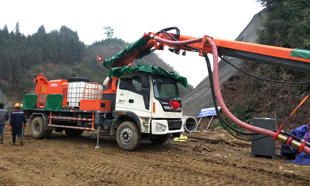 CSP30車載式濕噴臺(tái)車